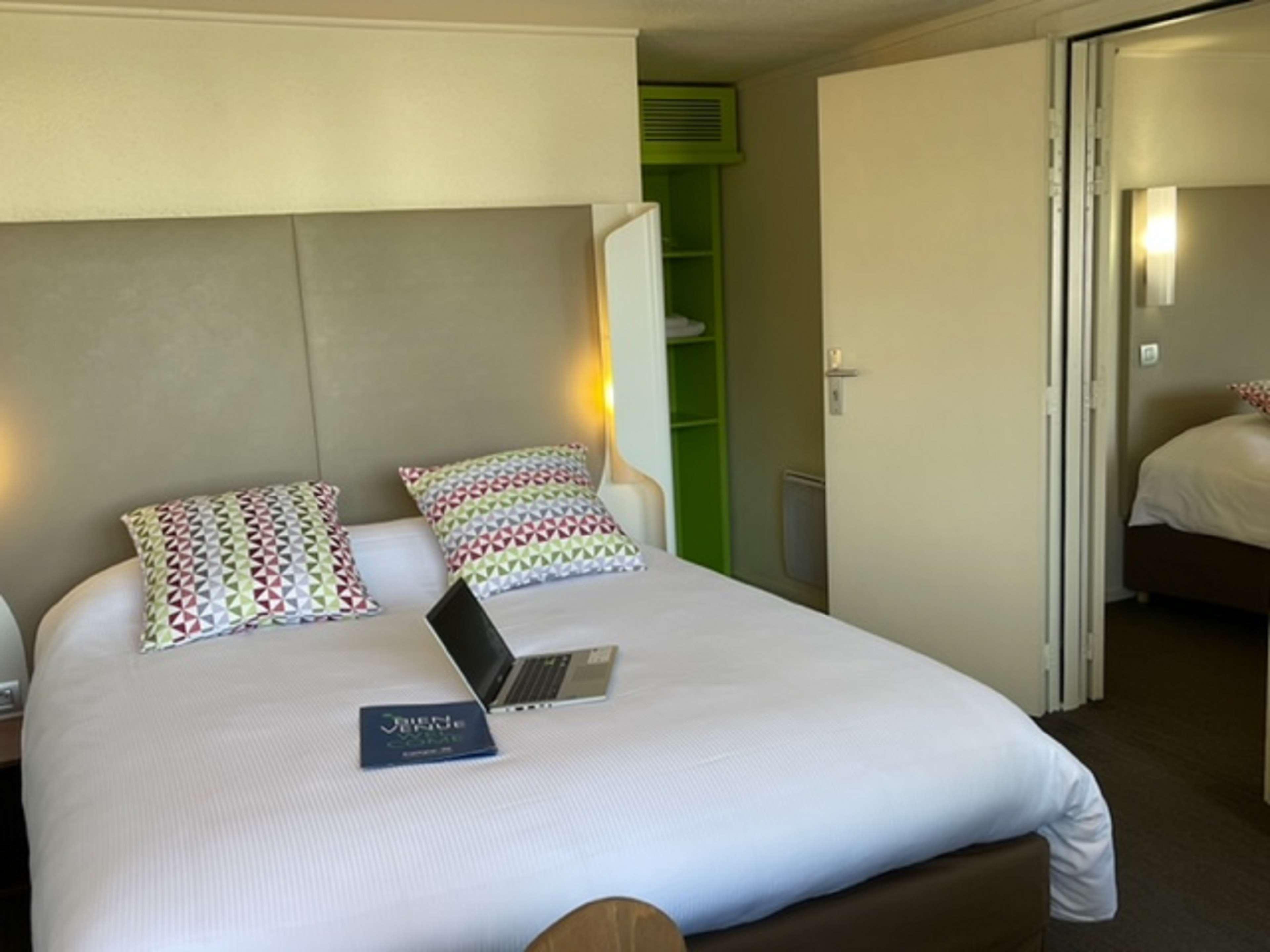 Campanile Amiens - Glisy Hotel Luaran gambar